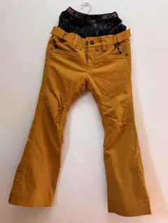 Estivo スノーボードウェア 女性用 マスタードカラー