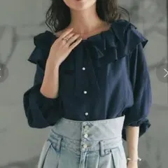 美品 La boutique BonBon ソフトオーガンラッフルブラウス - メルカリ