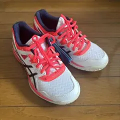 ASICS バレーボールシューズ 1072A038 新品