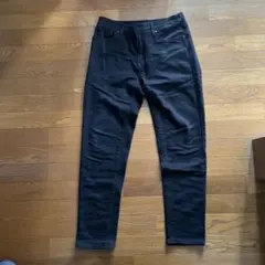 ブラック テーパードパンツ　ストレッチ　ゴムウエストのサムネイル
