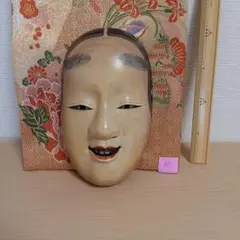 4番　能面 小面 木彫り 伝統工芸品 12番 能面 小面 木彫り 伝統工芸品 - メルカリ