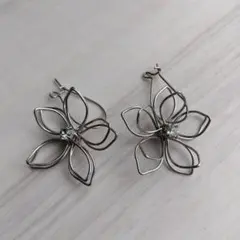 ピアス　シルバー　花形　フラワー