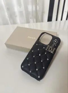 Darich キルティング ミラーチャーム付き iPhoneケース 15Pro - メルカリ