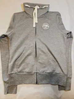 グレー ジップアップパーカー
