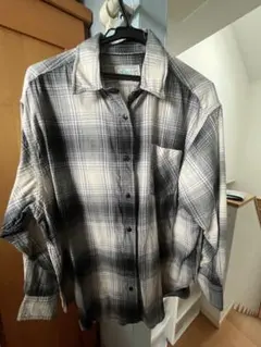 チェックシャツのサムネイル