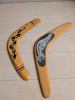 アボリジニ風装飾 木製ブーメラン（オーストラリア製）