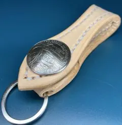 ヌメ革手縫いキーホルダー　ベルトループ　コンチョ