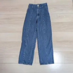 センターシーム ハイウエスト ストレートデニムのサムネイル