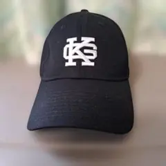 King Gnu C+ EMBLEM CAP ブラック - メルカリ