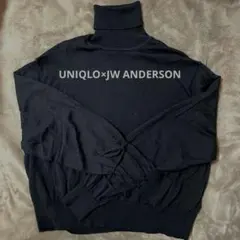 UNIQLO × JW ANDERSON オーバーサイズ タートルネックセーター