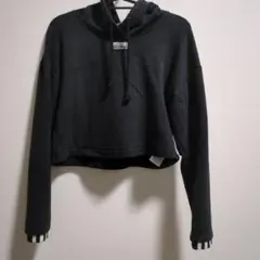 adidas originals フーディー（クロップドフーディー）