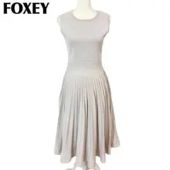 美品♡FOXEY フレアワンピース ティアード ノースリーブ Aライン ホワイト 美品♡FOXEY フレアワンピース ティアード ノースリーブ Aライン