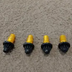 BEYBLADE X　ビットセット F/T/B/N（ゴールド×ブラック）