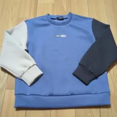 新品☆コムサイズム　ブルー系ロゴプリント　トレーナー130㎝
