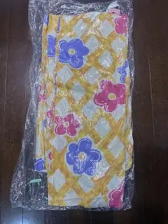 キャシーズハウスキットカラフルなハイビスカスのタペストリー - メルカリ