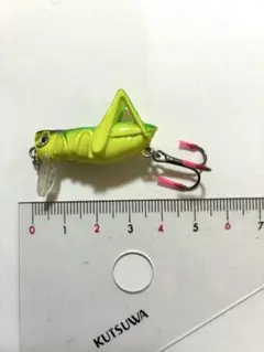 バッタ型 クランクベイト ルアーのサムネイル