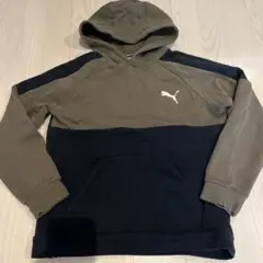 プーマ puma フード付トレーナー　厚手　カーキ　ブラック