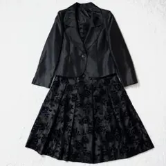 13号 ブラックフォーマル セットアップ スーツ フレア 上下 花 薔薇 黒