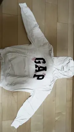 [J.(プロフ必須)様専用]GAP SAKURAロゴ パーカーのサムネイル