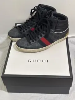 GUCCI GGスプリーム ハイカットスニーカー　GUCCI 555197 箱付のサムネイル