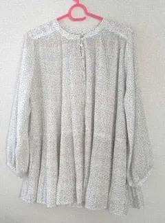 「最終タイムセール！！」グレディブリリアン　ドットブラウス