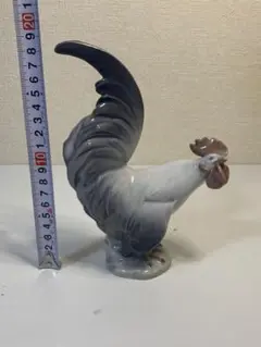 ロイヤルコペンハーゲン 鶏（Hen looking for the worm）