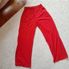 GU.ジーユー、リブイージーワイドパンツ　M　レッド