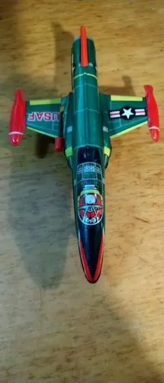 ブリキ