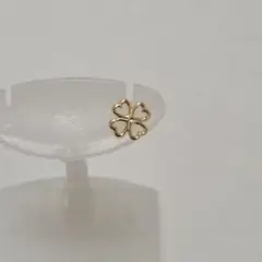 新品　K18 四つ葉のクローバーピアス　片耳　ラッキーアイテム☆