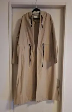 SIMPLICITÉ フード付きベージュロングコート