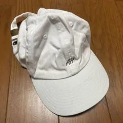 AMERICAN HOLIC キャップ ホワイト一回のみ着用お洗濯済みのサムネイル