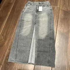 新品 フロントスリットデニムスカート on304