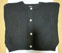 新品未使用 evelyn ブラック ミニ ニット カーディガンのサムネイル