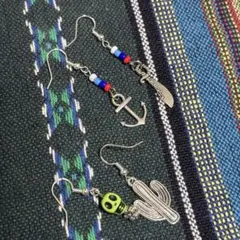 ユニークデザインピアス