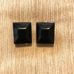 スタッズピアス　SOLPRESA