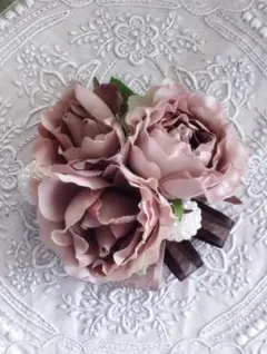 ☆コサージュ♪プリマディローズ♪ワインモーヴグラデーション♪パール♪結婚式入学式