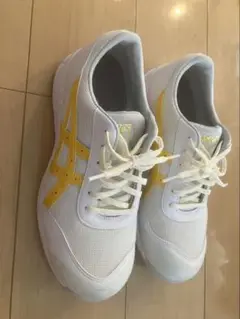ASICS ホワイト/イエロー スニーカー　安全靴　27.5センチ