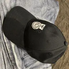 adidas 黒 キャップ 刺繍ロゴ付き