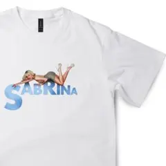 SABRINA プリント Tシャツ サブリナカーペンター アーティストT - メルカリ