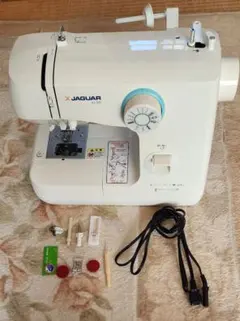【値下げしました】ジャガー　JAGUAR ミシン　電子ミシン　AJ-005　初心者　no2626 Jaguar - JAGUAR ミシン AJ-005 ケーブルなしの通販 by みつめ's shop