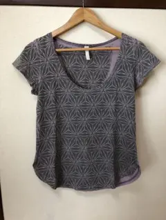 サイラス トップス Tシャツのサムネイル