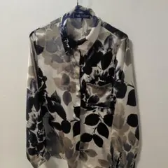 ZARA　長束シャツ　柄