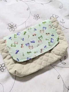 車柄封筒型　横入れお弁当袋　ハンドメイド大きめ　男の子キルティングマジックテープ