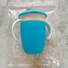 3/12限定価格【新品】マンチキン　ミラクルカップ　水色 持ち手付き