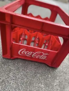 Coca-Cola 赤 プラスチック瓶コーラ　ケース　コーラケース　コカコーラ