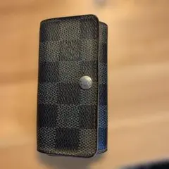 LOUIS VUITTON ダミエ グラフィット キーケース 4連