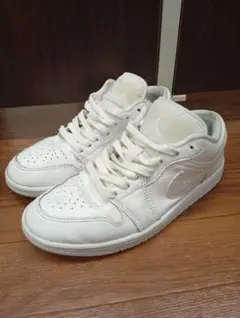 【新品未使用】エアマックス　ココ　24.0cm 新品未使用タグ付き 2025年最新】24 白の人気アイテム - メルカリ