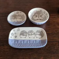りすの柄の陶器食器 ３点セット ラベンダー色