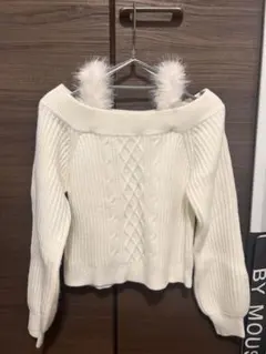 ホワイトニット オフショルダー ファー付き Mサイズ