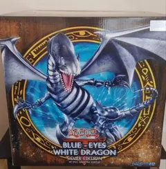 遊戯王 ブルーアイズ